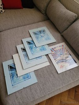 Šest skleněných clip rámů 24x30 cm