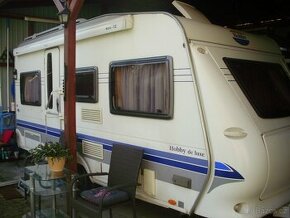 Plně vybavený karavan Hobby De luxe 450UF  r. 2010 - 1
