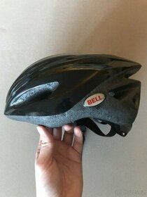 cyklistická helma Bell