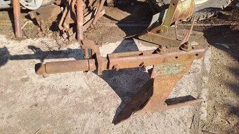 Pluh holder malotraktor
