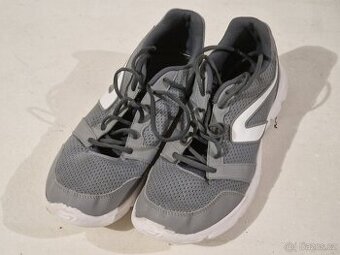 Prodám lehké boty Decathlon - velikost 45