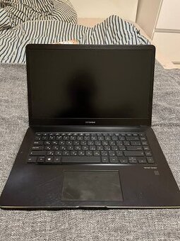 ASUS ZenBook UX580GD – nefunkční, na opravu, vhodné na díly