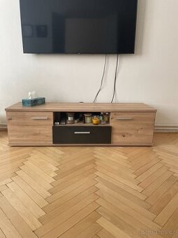 TV komoda - dub artisan