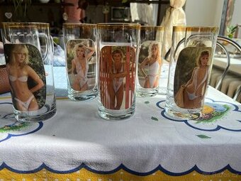 Retro erotické sklenice