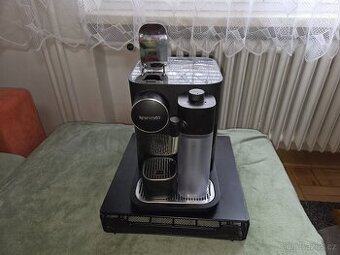 Nespresso De'Longhi Gran Latissima Black EN640.B