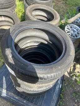 Prodám 4x letní pneu Michelin 205/55R17
