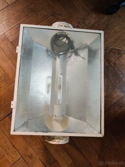 Prima Klima reflektor + 250W výbojka