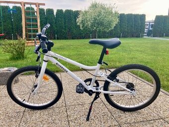 Dětské 20" trekové kolo 100 (6–9 let); zn. BTWIN