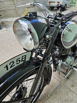 CZ 125b