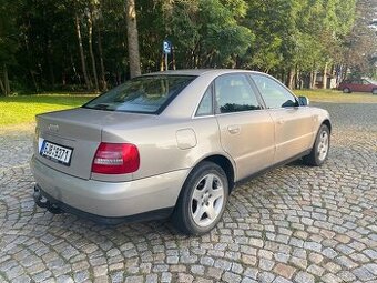 Audi a4 b5 2.4 V6 benzín