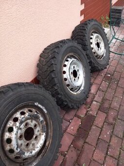 Offroad pneumatiky