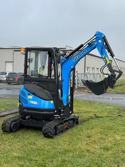 Bagr D3000 KUBOTA VČETNĚ LŽIC A SVAHOVKY
