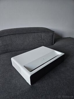 Xiaomi Mi Laser Projector 150"
