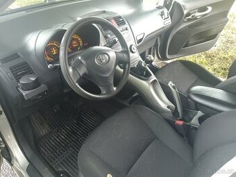 Toyota Auris 1.4 2009
