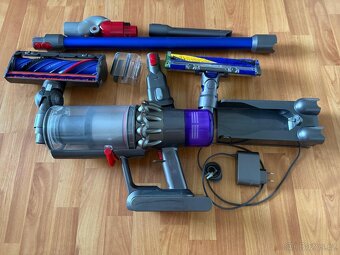 Dyson V11 Absolute, záruka