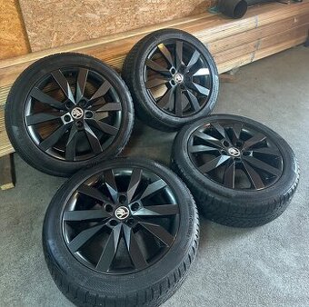 ALU Kola ŠKODA 5x112 R17 CRYSTAL Zimní Pneu 205/50/17