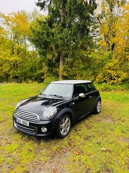 Mini Cooper D AUTOMAT r.v. 2013