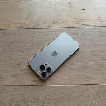 ZÁNOVNÍ APPLE IPHONE 15 PRO MAX 256GB-TITAN,BATERIE 100%