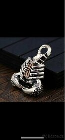 stříbrný přívěsek štír