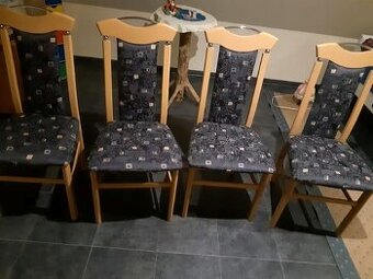 Židle masivní jídelní 4 ks- stav jako nový