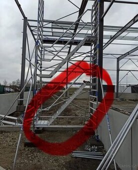 Koupím schodiště na lešení