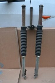 JAWA 350/634 Přední vidlice s brýlemi. NOVÁ CENA.