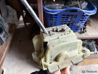 volič převodovky Mercedes w211 a mercedes w220 budíky