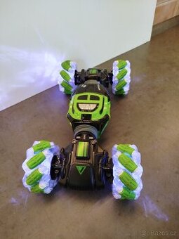 PRODÁM HYBRIDNÍ AUTO NA DÁLKOVÉ OVLÁDÁNÍ