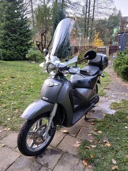 Aprilia Scarabeo 125