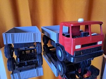 LIAZ s valníkem, Technoplast Chropyně