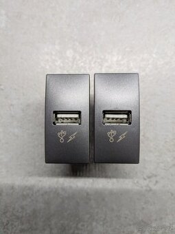 USB zdroj Schneider UNICA antracit 2 ks