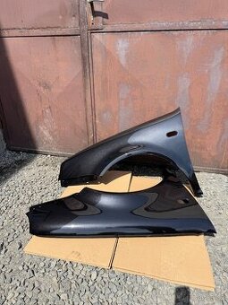 Nové Blatniky VW golf 4 v barvě černá metaliza LC9Z