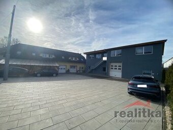 Prodej průmyslového areálu s halou a rodinným domem, Krnovsk