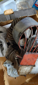 ČZ 175 skútr motor