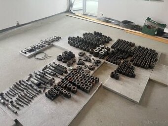 Sada odvalovacích, kotoučových a tvarových fréz