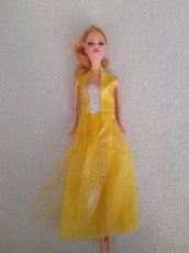 Panenka Evička.Barbie kouzelná šperkovnice.