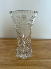 váza-broušené sklo