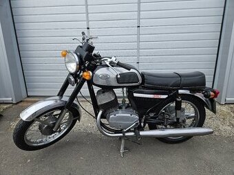 JAWA 350/634 VÝVOZNÍ ITÁLIE ČERNÁ PŮVODNÍ