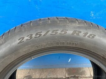 Pneu Pirelli 235/55 18 4ks,vzorek 2ks 5,5mm a 4,5mm - 1
