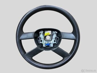 Volant čtyřramenný VW Touran krásný