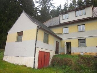 Rodinný dům s pozemky v obci Větřní, okres Český Krumlov