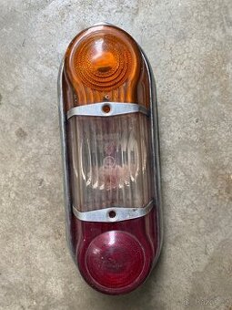 Zadní lampa Škoda 1202