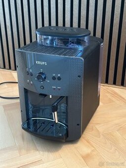 ☕ Automatický kávovar KRUPS EA810B70 – TOP STAV za super cen