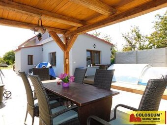 Suchohrdly, chata 3+kk, 80 m2, zahrada, bazén, sklep – rodin