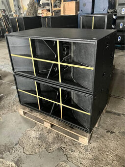 USB Bass Bin / 2x18" RCF L18S801 - 1