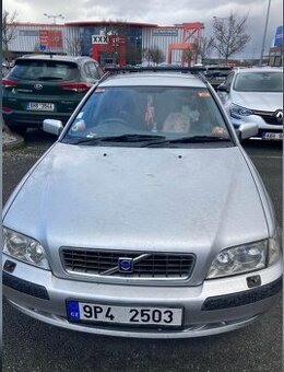 Volvo v40 2.0