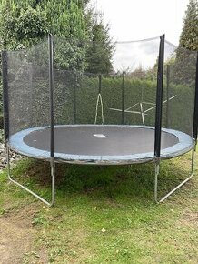 Trampolina