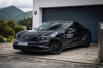 Porsche Taycan S, 1. Majiteľ, Slovenské,Bicolor interiér,DPH