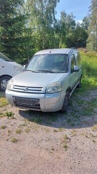 Prodám náhradní díly z Peugeot Partner/Berlingo 2.0 HDI