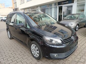 VW Touran 2.0TDI 103kW CUP Webasto Tažné Panorama